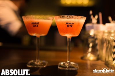 Cleo x Absolut pres. ‎La Femme Party‬ at Le Café des Stagiaires — photo 148
