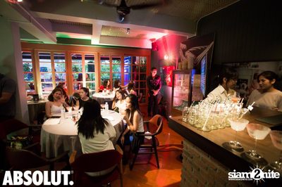 Cleo x Absolut pres. ‎La Femme Party‬ at Le Café des Stagiaires — photo 155