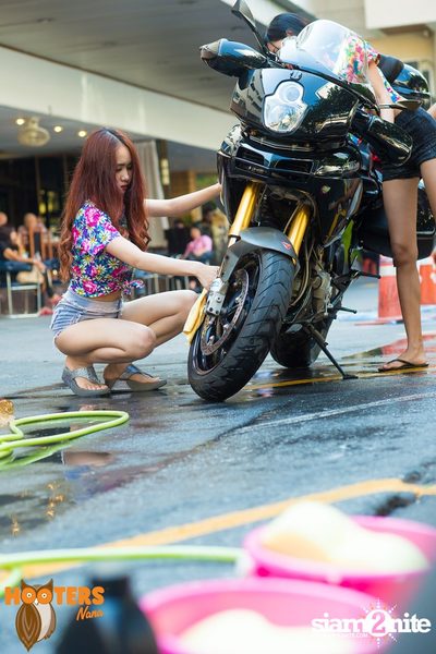Charity Bike Wash at Hooters Nana, Sukhumvit Soi 4 — photo 19