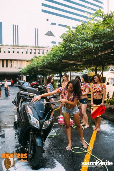 Charity Bike Wash at Hooters Nana, Sukhumvit Soi 4 — photo 53