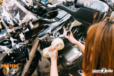 Charity Bike Wash at Hooters Nana, Sukhumvit Soi 4 — photo 54