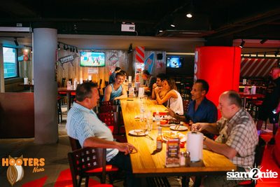 Charity Bike Wash at Hooters Nana, Sukhumvit Soi 4 — photo 59