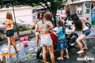 Charity Bike Wash at Hooters Nana, Sukhumvit Soi 4 — photo 77
