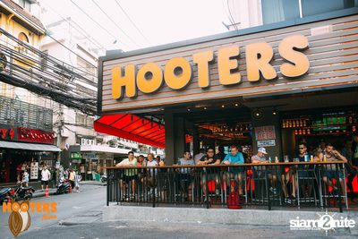 Charity Bike Wash at Hooters Nana, Sukhumvit Soi 4 — photo 92