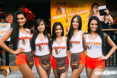 Charity Bike Wash at Hooters Nana, Sukhumvit Soi 4 — photo 96