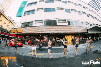 Charity Bike Wash at Hooters Nana, Sukhumvit Soi 4 — photo 105