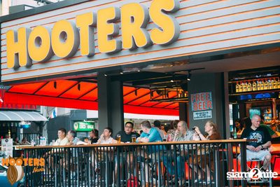 Charity Bike Wash at Hooters Nana, Sukhumvit Soi 4 — photo 114