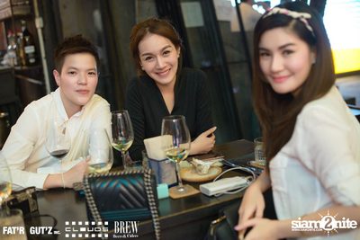 Seenspace Invasion ที่ร้าน Clouds, Fat'R Gut'z และ BREW Beers & Ciders — photo 14