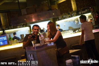 Seenspace Invasion ที่ร้าน Clouds, Fat'R Gut'z และ BREW Beers & Ciders — photo 26
