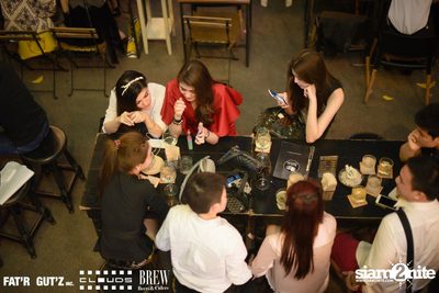 Seenspace Invasion ที่ร้าน Clouds, Fat'R Gut'z และ BREW Beers & Ciders — photo 30