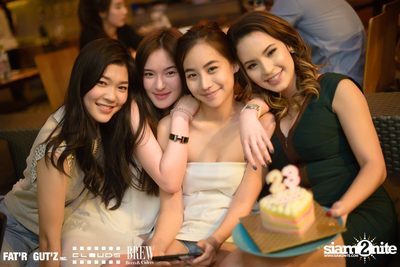 Seenspace Invasion ที่ร้าน Clouds, Fat'R Gut'z และ BREW Beers & Ciders — photo 35