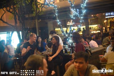 Seenspace Invasion ที่ร้าน Clouds, Fat'R Gut'z และ BREW Beers & Ciders — photo 61