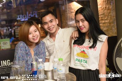 Seenspace Invasion ที่ร้าน Clouds, Fat'R Gut'z และ BREW Beers & Ciders — photo 83