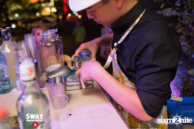 The Haole Launch Party ที่ สเวย์, ทองหล่อ ซอย 10 — photo 37