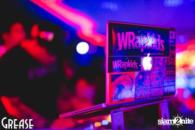 Friday Night at Grease Bangkok, Sukhumvit Soi 49 — photo 1