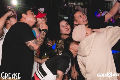 Friday Night at Grease Bangkok, Sukhumvit Soi 49 — photo 5