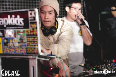 Friday Night at Grease Bangkok, Sukhumvit Soi 49 — photo 44