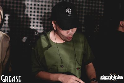 Friday Night at Grease Bangkok, Sukhumvit Soi 49 — photo 81