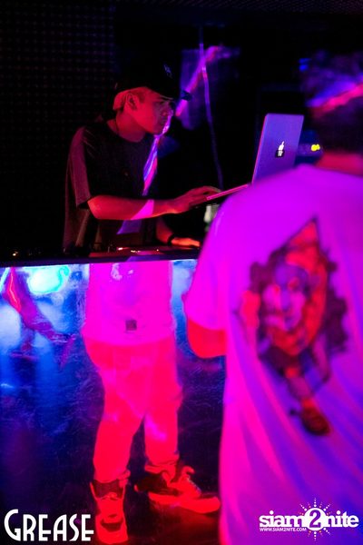 Friday Night at Grease Bangkok, Sukhumvit Soi 49 — photo 82