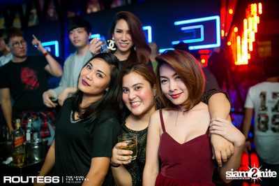 ปาร์ตี้คืนวันศุกร์ ที่ร้าน รูท ซิกตี้ซิกคลับ อาร์ซีเอ — photo 13