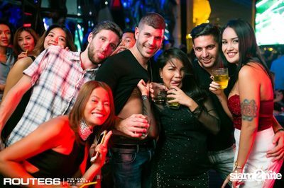 ปาร์ตี้คืนวันศุกร์ ที่ร้าน รูท ซิกตี้ซิกคลับ อาร์ซีเอ — photo 23