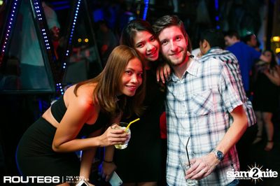 ปาร์ตี้คืนวันศุกร์ ที่ร้าน รูท ซิกตี้ซิกคลับ อาร์ซีเอ — photo 24
