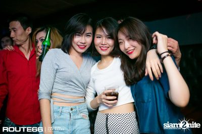 ปาร์ตี้คืนวันศุกร์ ที่ร้าน รูท ซิกตี้ซิกคลับ อาร์ซีเอ — photo 53
