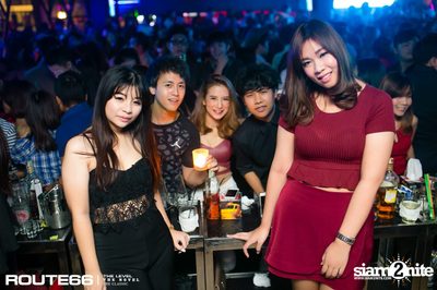 ปาร์ตี้คืนวันศุกร์ ที่ร้าน รูท ซิกตี้ซิกคลับ อาร์ซีเอ — photo 56