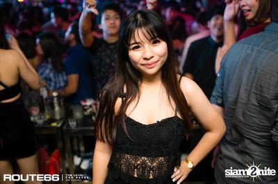 ปาร์ตี้คืนวันศุกร์ ที่ร้าน รูท ซิกตี้ซิกคลับ อาร์ซีเอ — photo 57