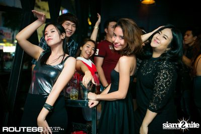 ปาร์ตี้คืนวันศุกร์ ที่ร้าน รูท ซิกตี้ซิกคลับ อาร์ซีเอ — photo 79