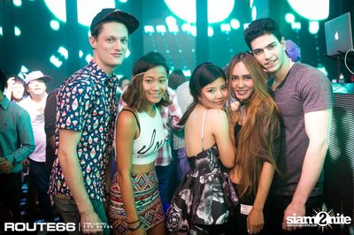 ปาร์ตี้คืนวันศุกร์ ที่ร้าน รูท ซิกตี้ซิกคลับ อาร์ซีเอ — photo 116