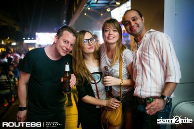 ปาร์ตี้คืนวันศุกร์ ที่ร้าน รูท ซิกตี้ซิกคลับ อาร์ซีเอ — photo 137