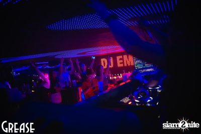 Saturday Night at Grease Bangkok, Sukhumvit Soi 49 — photo 55