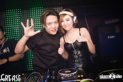 Saturday Night at Grease Bangkok, Sukhumvit Soi 49 — photo 59