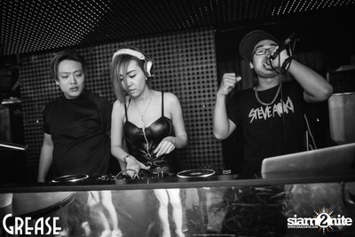 Saturday Night at Grease Bangkok, Sukhumvit Soi 49 — photo 72