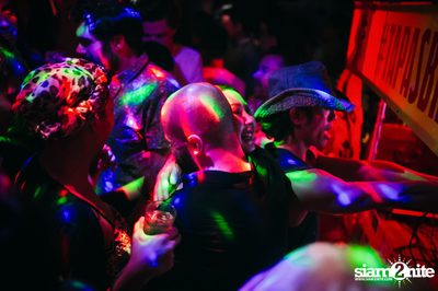 Dragsweet 2016 : Bitch We're Madonna at Tapas Silom — photo 83