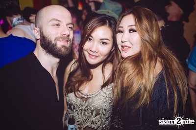 Dragsweet 2016 : Bitch We're Madonna at Tapas Silom — photo 97