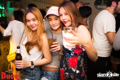 One Year Anniversary กับ Duvel ที่ มุสตาช บาร์ — photo 40