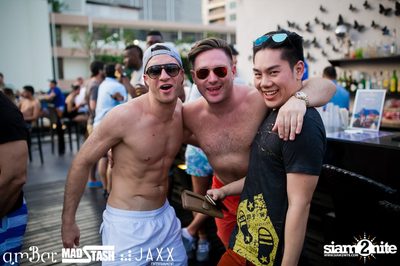 amWet February Cupid Stupid Pool Party at amBar — photo 64
