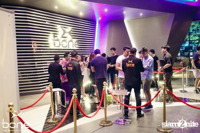 Quintino Live ที่ร้าน โบน คลับ, พัทยาเหนือ — photo 2