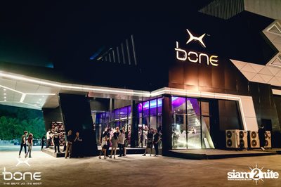 Quintino Live ที่ร้าน โบน คลับ, พัทยาเหนือ — photo 3