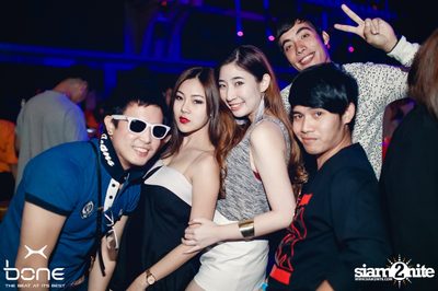 Quintino Live ที่ร้าน โบน คลับ, พัทยาเหนือ — photo 19