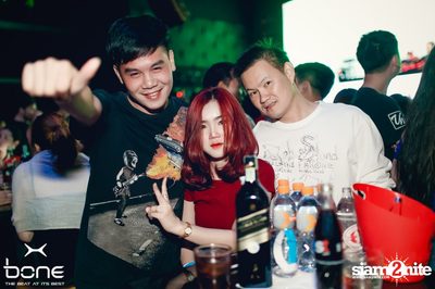 Quintino Live ที่ร้าน โบน คลับ, พัทยาเหนือ — photo 25
