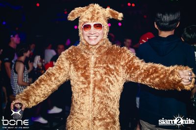 Quintino Live ที่ร้าน โบน คลับ, พัทยาเหนือ — photo 43