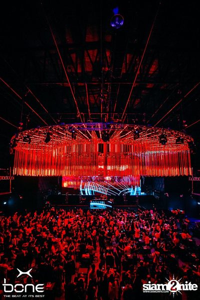 Quintino Live ที่ร้าน โบน คลับ, พัทยาเหนือ — photo 52