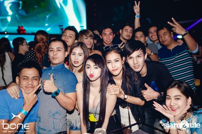 Quintino Live ที่ร้าน โบน คลับ, พัทยาเหนือ — photo 63