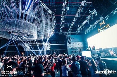 Quintino Live ที่ร้าน โบน คลับ, พัทยาเหนือ — photo 67