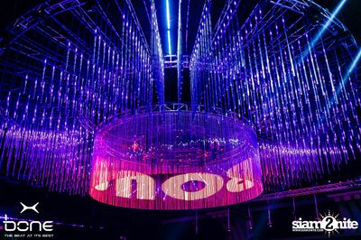 Quintino Live ที่ร้าน โบน คลับ, พัทยาเหนือ — photo 72
