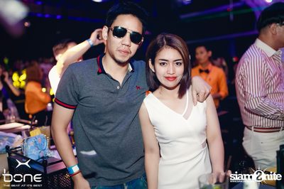 Quintino Live ที่ร้าน โบน คลับ, พัทยาเหนือ — photo 77