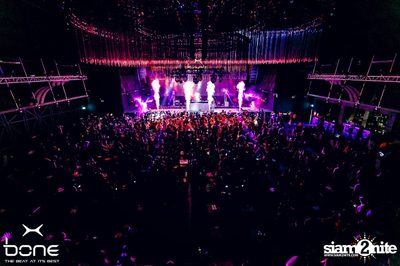 Quintino Live ที่ร้าน โบน คลับ, พัทยาเหนือ — photo 85